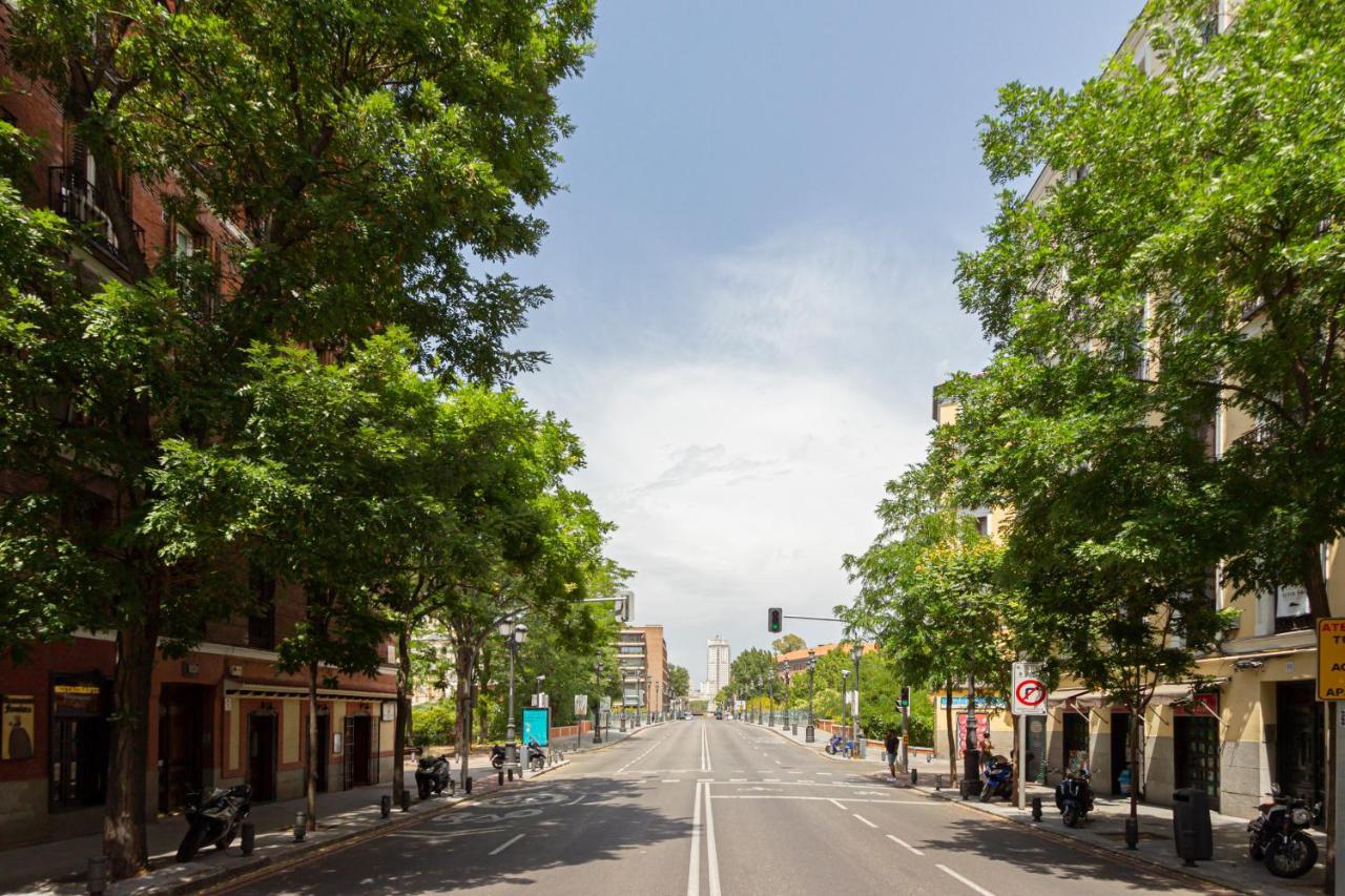 Apa 1256 Lägenhet Madrid Exteriör bild