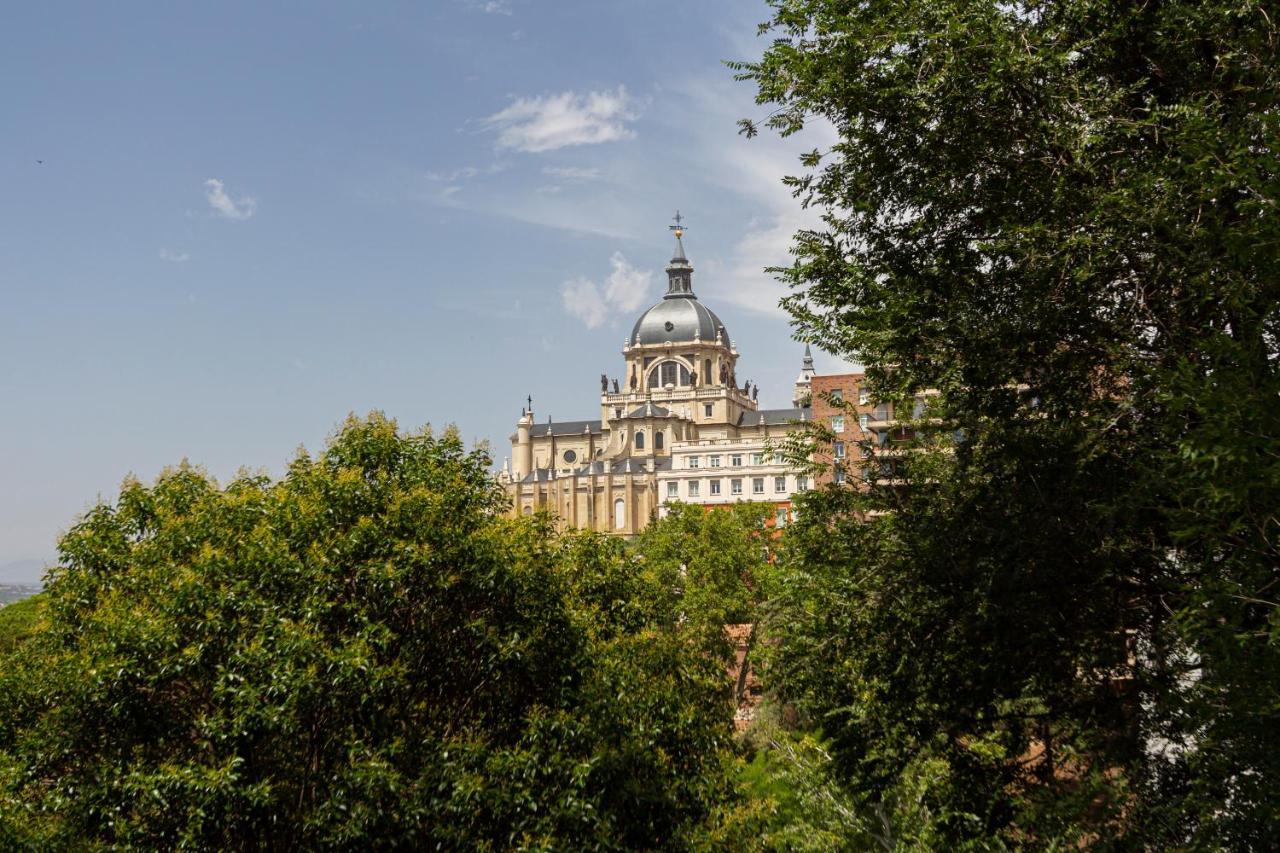 Apa 1256 Lägenhet Madrid Exteriör bild